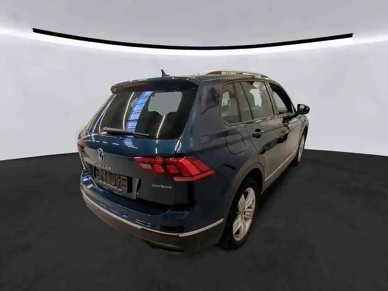 Gebraucht VW Tiguan Active 180 PS (132 kW) 2022 Blau SUV