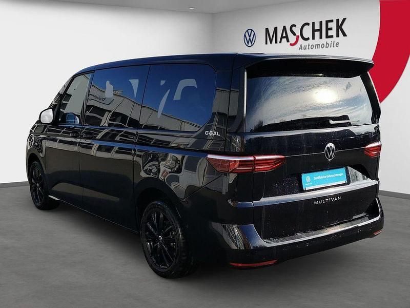 Gebraucht VW Multivan Goal 150 PS (110 kW) 2025 Deep black perleffekt Van