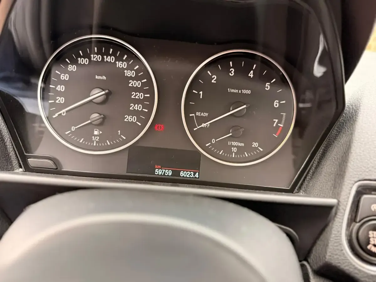 Gebraucht BMW 118 Advantage 136 PS (100 kW) 2016 Grau Kleinwagen