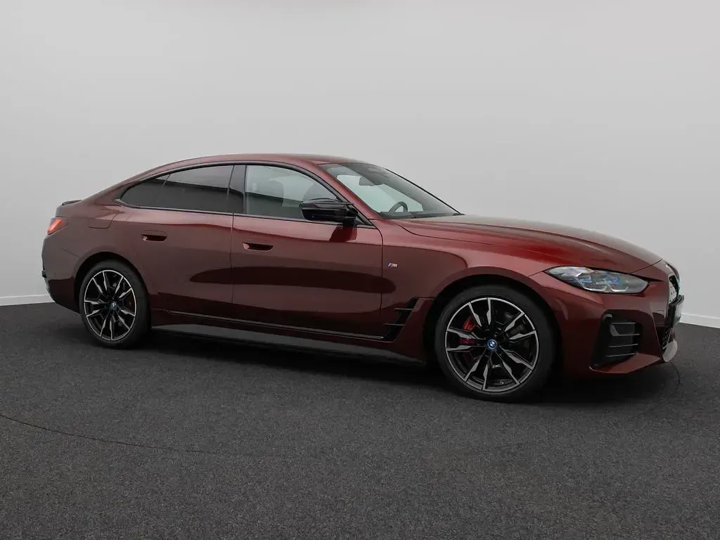 Gebraucht BMW i4 Performance 400 kW (544 PS) 2023 Rot Limousine