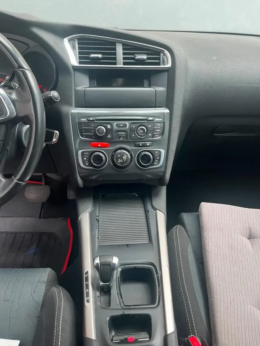 Gebraucht Citroën C4 120 PS (88 kW) 2015 Limousine