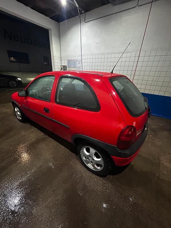 Gebraucht Opel Corsa 48 PS (35 kW) 1999 Rot Kleinwagen