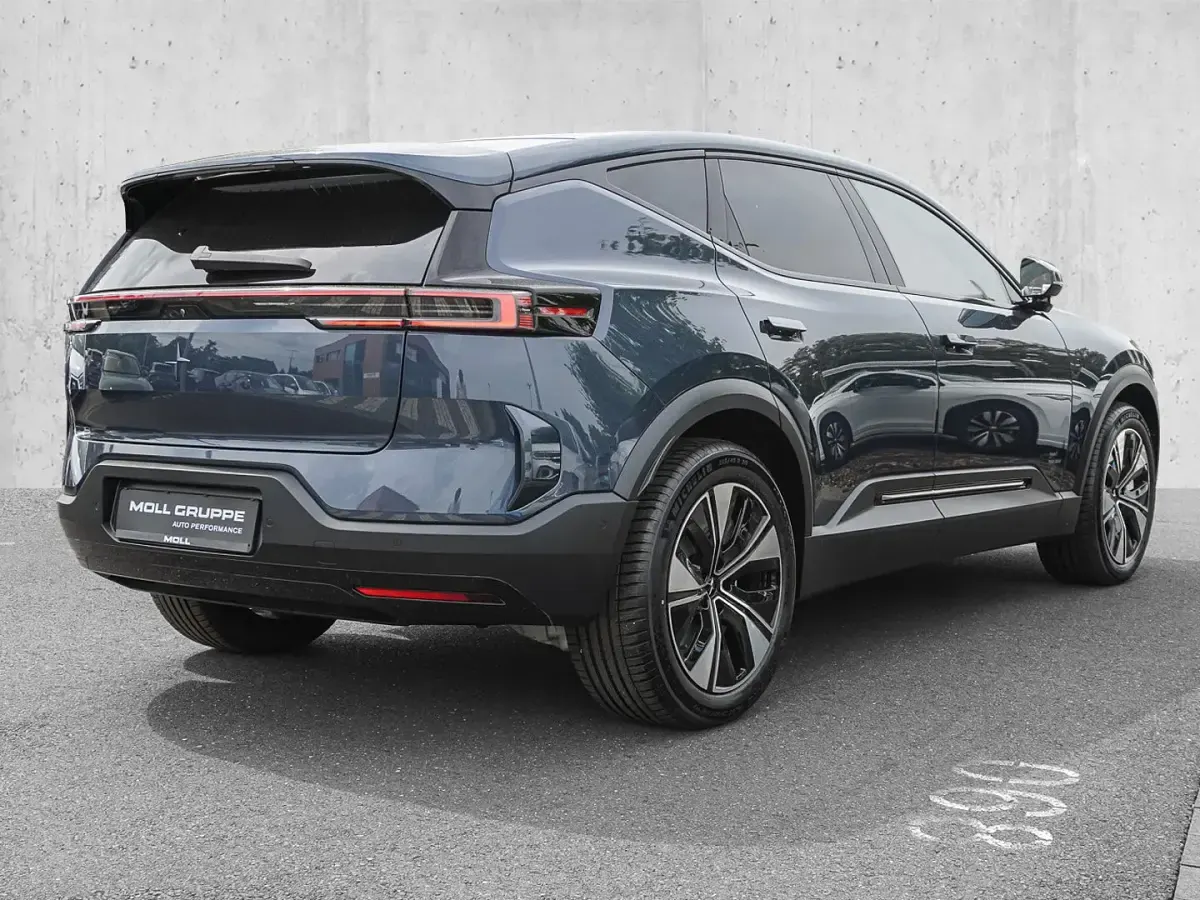 Neu Polestar 3 Long Range Dual motor 359 kW (489 PS) 2025 Midnight SUV