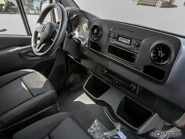 Second-hand Mercedes E-Sprinter 85 kW (116 CP) 2022 Andere Van