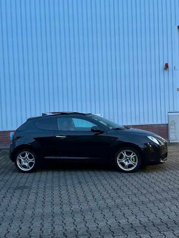 Gebraucht Alfa Romeo MiTo 84 PS (61 kW) 2012 Schwarz Kleinwagen