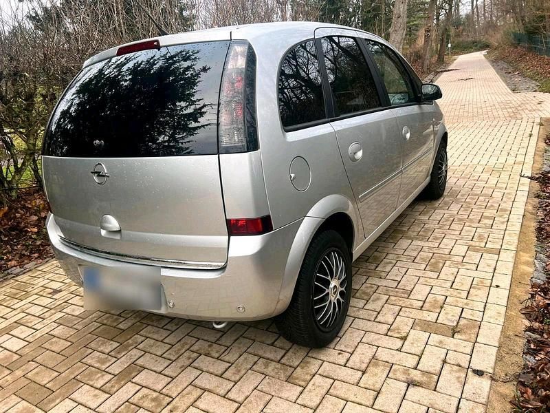 Gebraucht Opel Meriva 105 PS (77 kW) 2008 Silber Van / Kleinbus