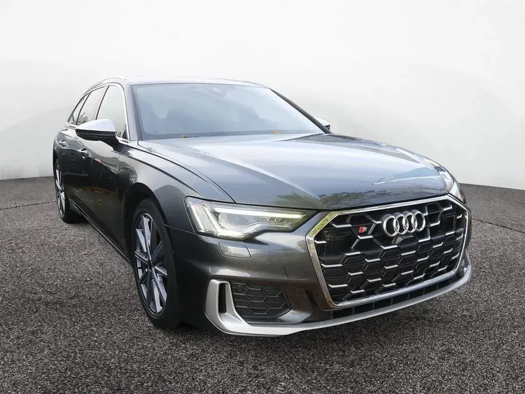 Gebraucht Audi S6 Sport 344 PS (253 kW) 2024 Daytonagrau perleffekt Kombi