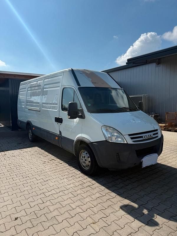 Gebraucht Iveco Daily 136 PS (100 kW) 2010 Weiß Van / Kleinbus