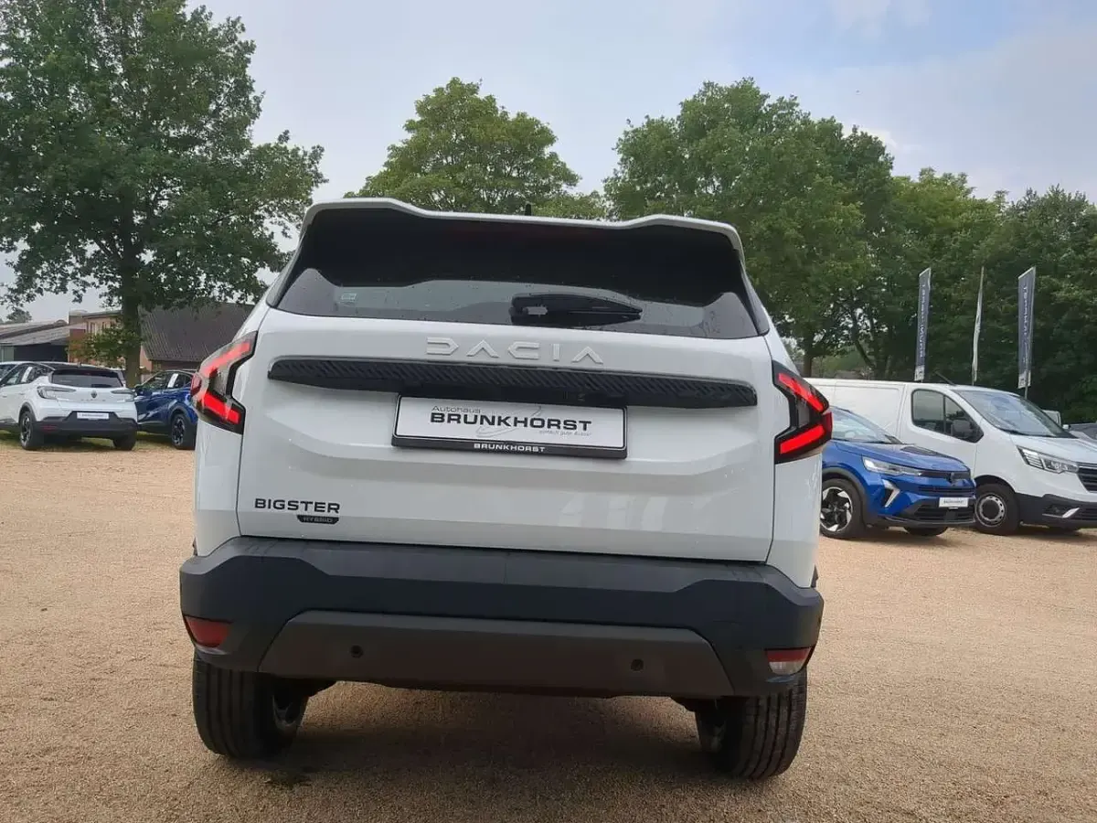 Neu Dacia Bigster Expression 158 PS (116 kW) 2026 Arktisweiß SUV