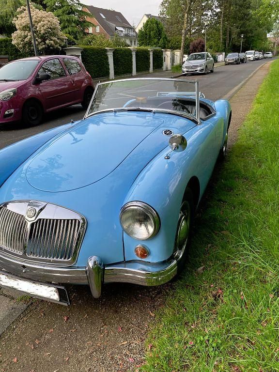 Second-hand MG MGA 68 CP (50 kW) 1958 Verde Cabrio