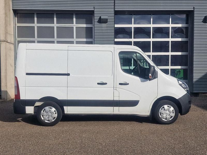 Gebraucht Opel Movano 179 PS (131 kW) 2021 Weiß Van