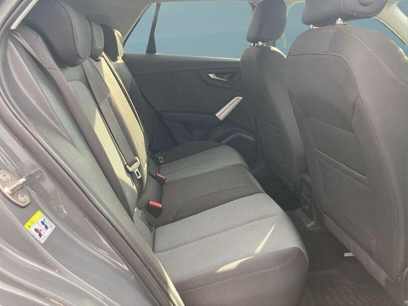 Gebraucht Audi Q2 S-Line 150 PS (110 kW) 2020 Grau SUV