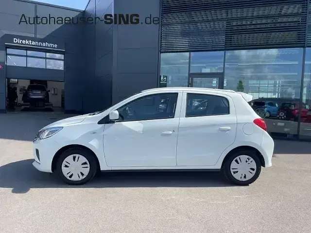 Gebraucht Mitsubishi Space Star Select 80 PS (58 kW) 2022 Weiß Kleinwagen