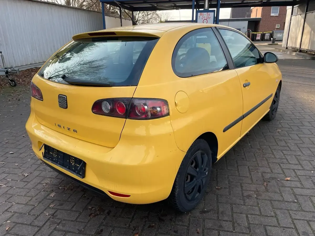 Gebraucht Seat Ibiza 69 PS (50 kW) 2008 Gelb Kleinwagen