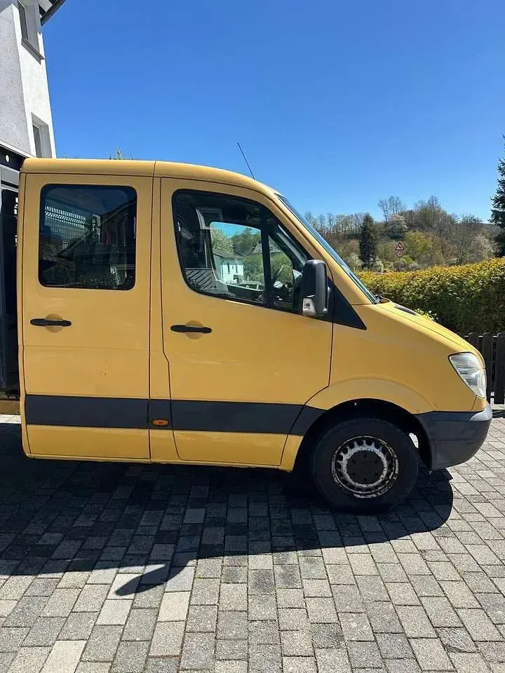 Gebraucht Mercedes Sprinter 129 PS (94 kW) 2007 Gelb Van