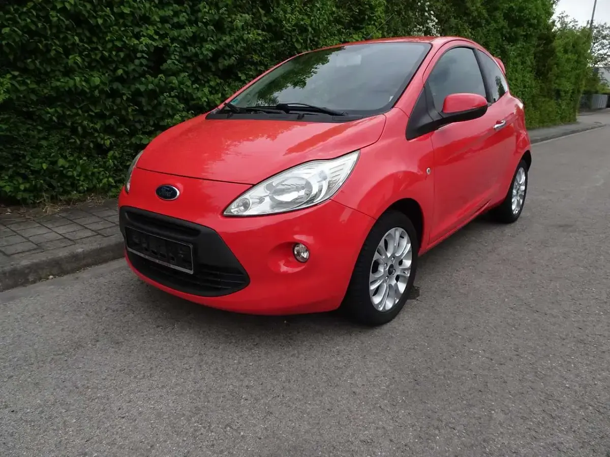 Gebraucht Ford Ka Titanium 69 PS (50 kW) 2010 Sunriserot Kleinwagen