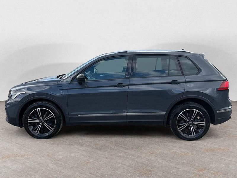 Gebraucht VW Tiguan Active 150 PS (110 kW) 2022 SUV