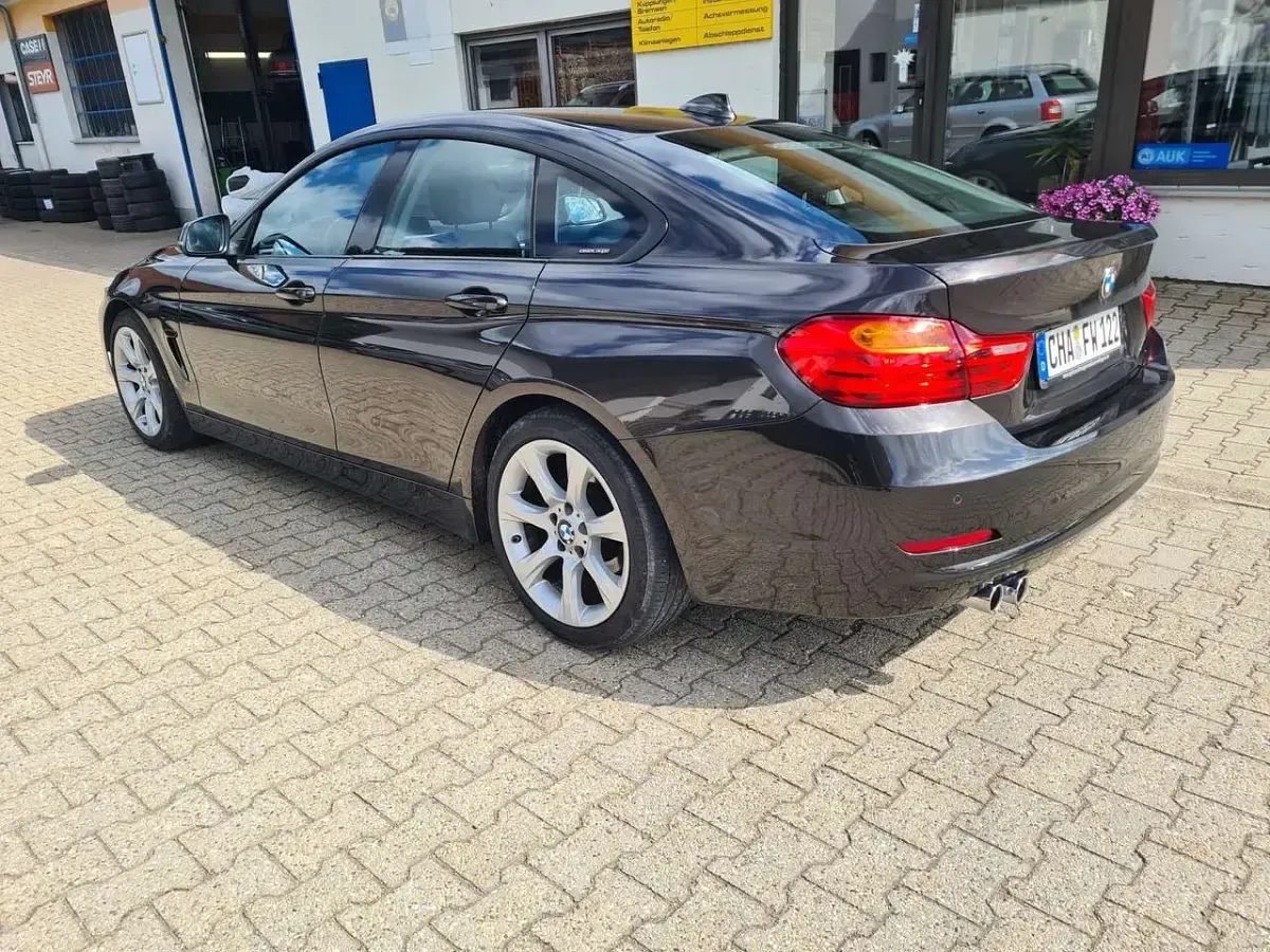 Gebraucht BMW 420 Advantage 190 PS (139 kW) 2016 Jatoba metallic Kleinwagen