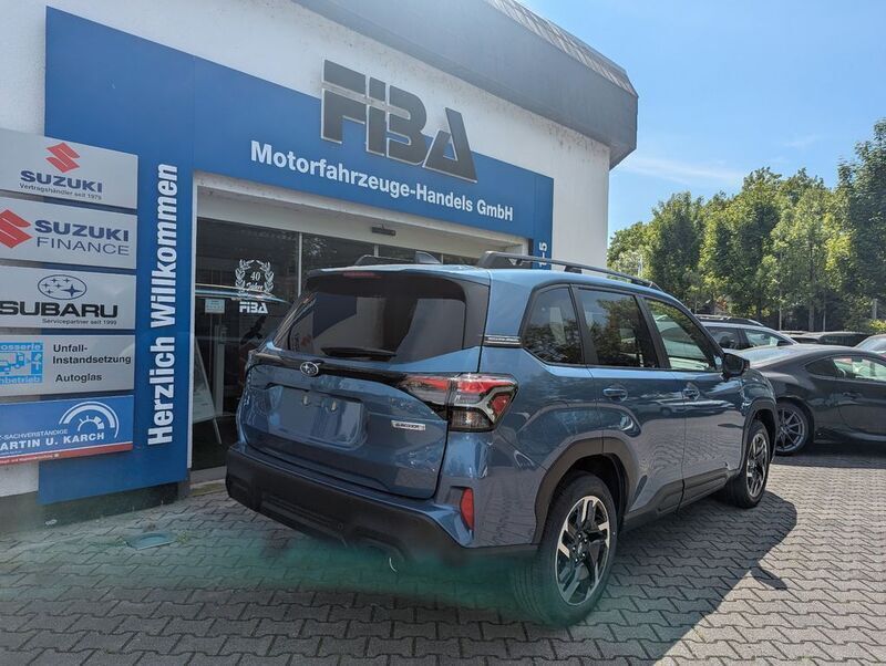 Neu Subaru Forester Active 136 PS (100 kW) 2025 Blau SUV