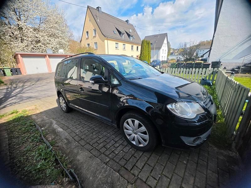 Gebraucht VW Touran 105 PS (77 kW) 2007 Schwarz Van / Kleinbus