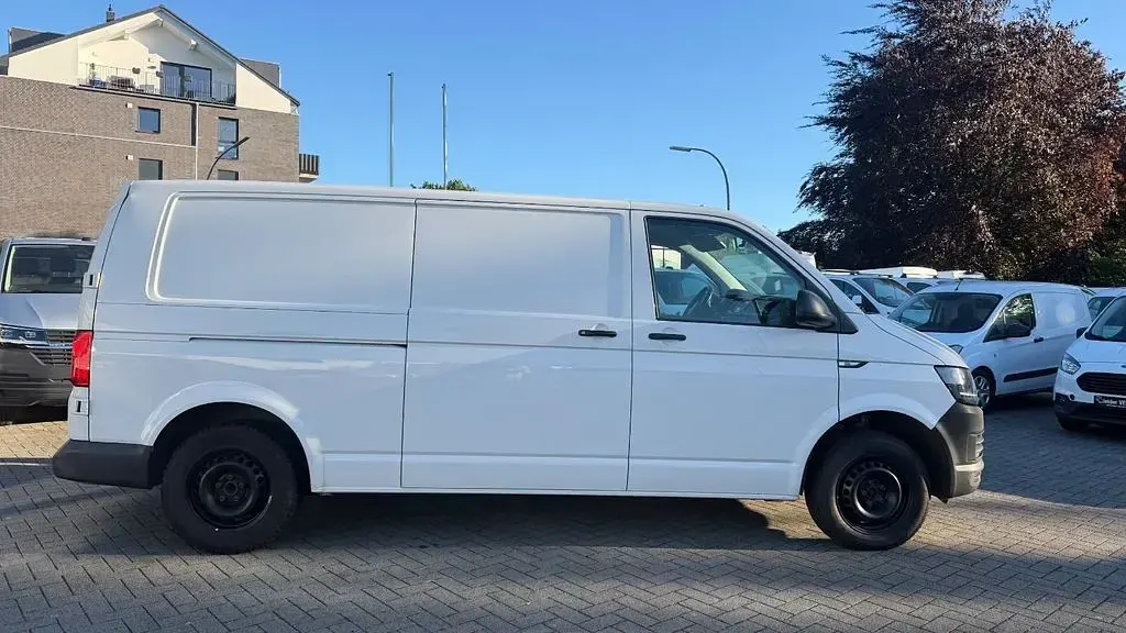 Gebraucht VW Transporter 150 PS (110 kW) 2018 Candyweiß Van