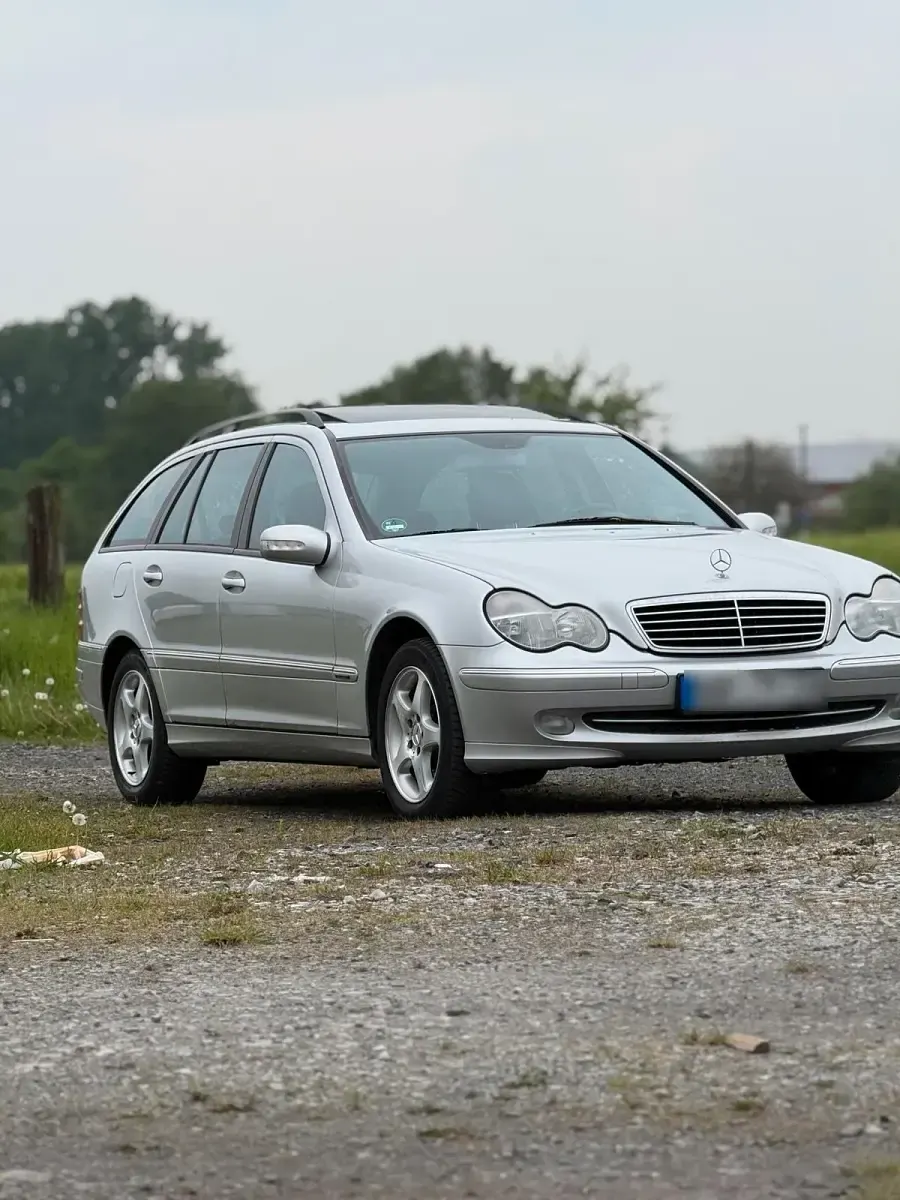 Gebraucht Mercedes C320 218 PS (160 kW) 2001 Silber Kombi