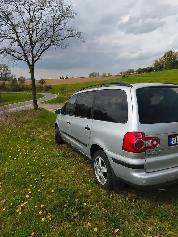 Gebraucht VW Sharan Freestyle 116 PS (85 kW) 2005 Grau Van / Kleinbus