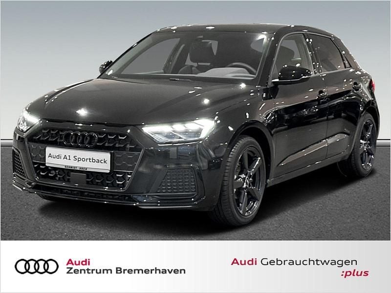 Mythosschwarz (schwarz) Gebraucht 2026 Audi A1 Sportback Advanced Kleinwagen | 29.980 € (Teuer) - Bild 1/4