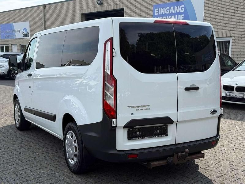 Gebraucht Ford Transit Custom Trend 170 PS (125 kW) 2017 Frozen white Kombi