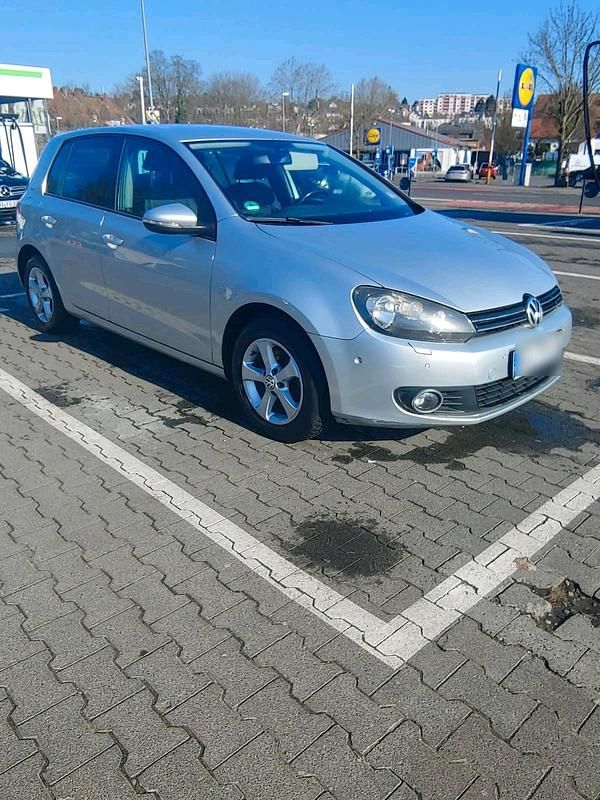 Gebraucht VW Golf VI 122 PS (89 kW) 2010 Silber Kleinwagen