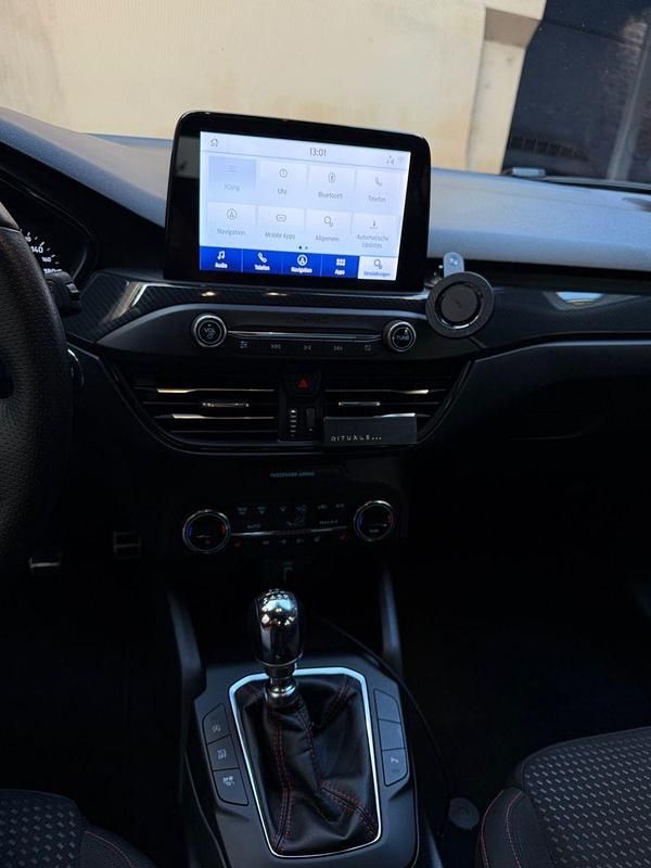 Usata Ford Focus ST-Line 125 CV (91 kW) 2019 Nero Berlina