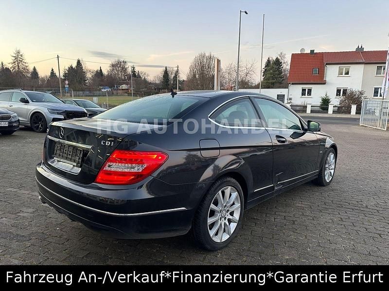 Gebraucht Mercedes C220 170 PS (125 kW) 2012 Schwarz Coupé
