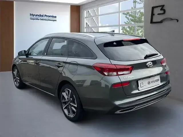 Gebraucht Hyundai i30 Edition 30+ 159 PS (116 kW) 2021 Grau Kombi