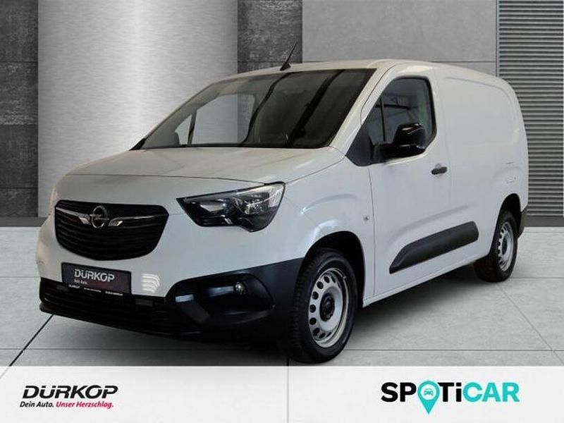 Weiß Gebraucht 2022 Opel Combo Limousine | 15.980 € (Fairer Preis) - Bild 1/4