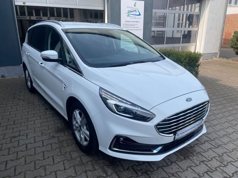Gebraucht Ford S-MAX Titanium 190 PS (139 kW) 2020 Weiß Van / Kleinbus
