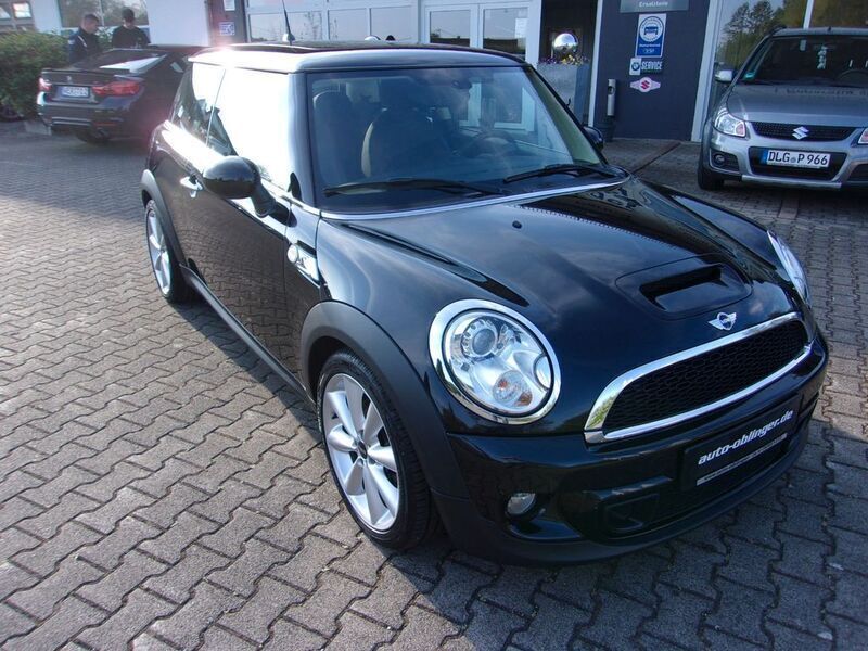 Schwarz Gebraucht 2013 Mini Cooper SD Kleinwagen | 12.900 € (Etwas zu teuer) - Bild 1/4