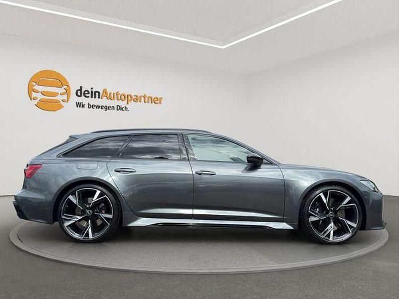 Gebraucht Audi RS6 Comfort 600 PS (441 kW) 2022 Daytonagrau perleffekt Kombi