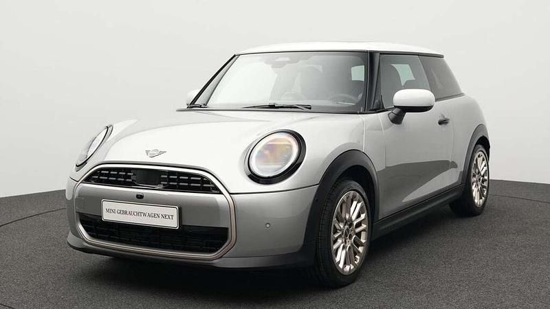 Grau Gebraucht 2024 Mini Cooper Favoured Kleinwagen | 23.875 € (Superpreis) - Bild 1/4