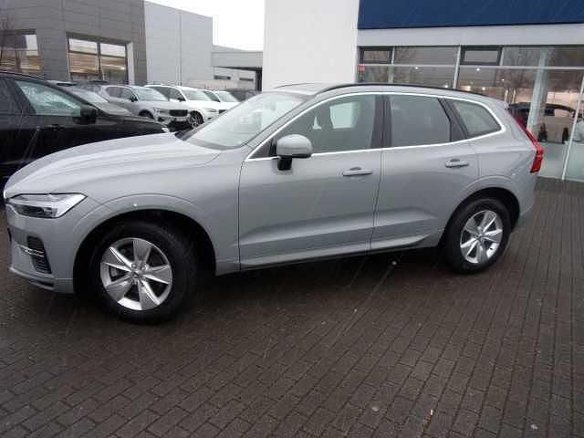 Gebraucht Volvo XC60 Core 197 PS (144 kW) 2024 Grau SUV