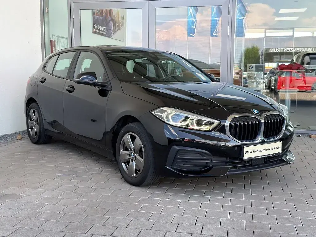 Gebraucht BMW 118 Advantage 140 PS (102 kW) 2023 Schwarz Limousine
