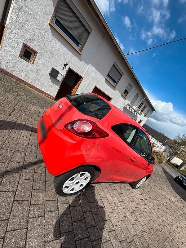 Gebraucht Ford Ka 69 PS (50 kW) 2009 Rot Kleinwagen