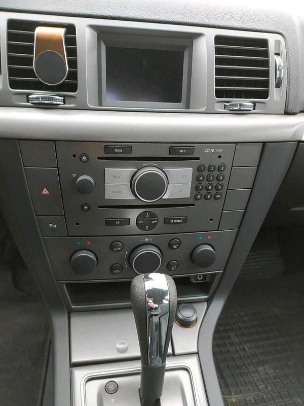 Gebraucht Opel Vectra 155 PS (114 kW) 2008 Blau Kleinwagen