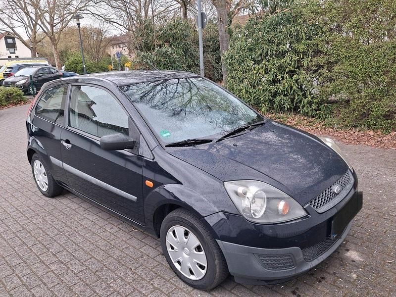 Gebraucht Ford Fiesta 60 PS (44 kW) 2006 Blau Kleinwagen