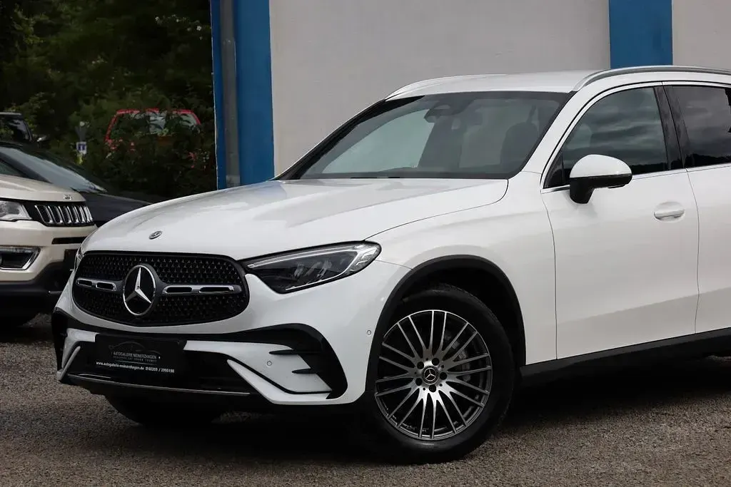 Gebraucht Mercedes GLC220 AMG line 197 PS (144 kW) 2024 Weiß SUV