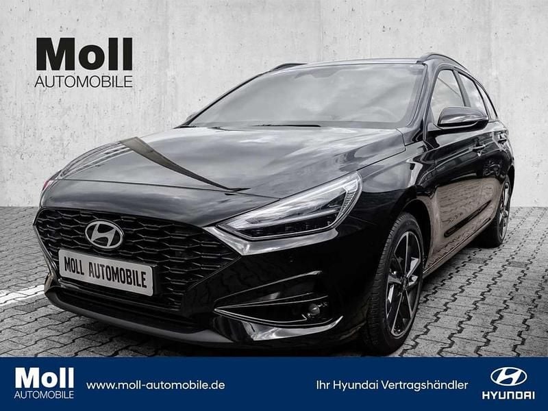 Abyss black / mic Gebraucht 2024 Hyundai i30 Advantage Limousine | 26.180 € (Fairer Preis) - Bild 1/4