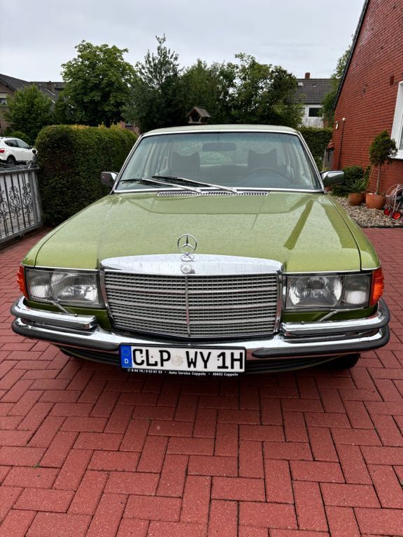 Grün Gebraucht 1977 Mercedes 450 Limousine | 19.250 € - Bild 1/4