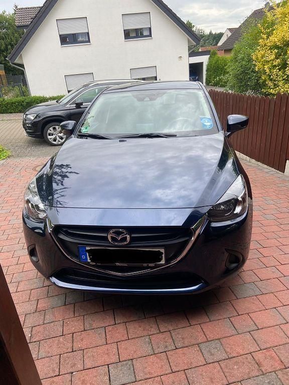 Blau Gebraucht 2018 Mazda 2 Center-Line Limousine | 12.999 € (Fairer Preis) - Bild 1/4