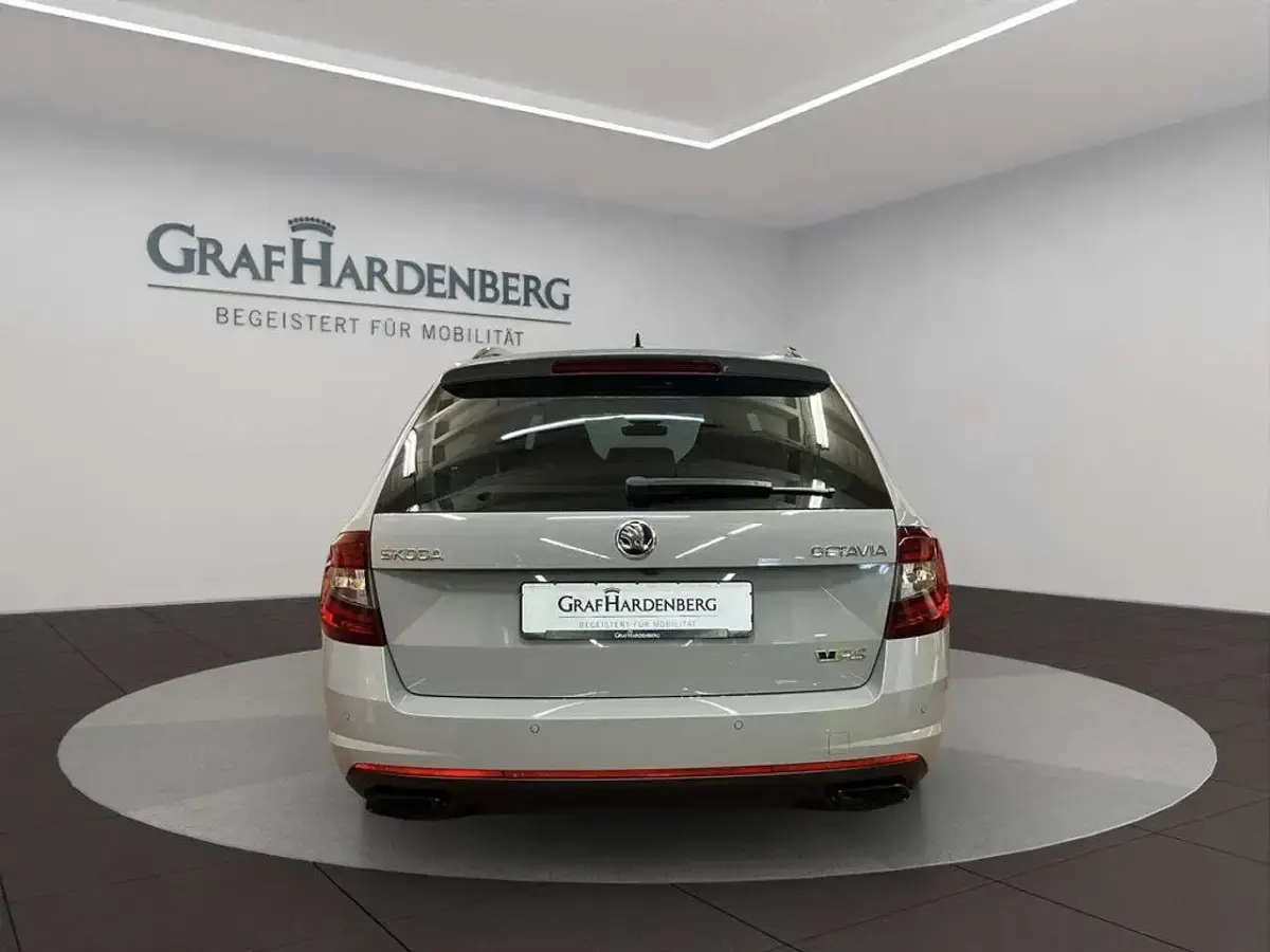 Gebraucht Skoda Octavia RS 245 PS (180 kW) 2020 Steelgrau Kombi