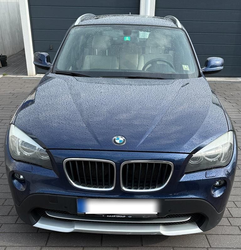 Blau Gebraucht 2012 BMW X1 xLine SUV | 7.500 € (Guter Preis) - Bild 1/4