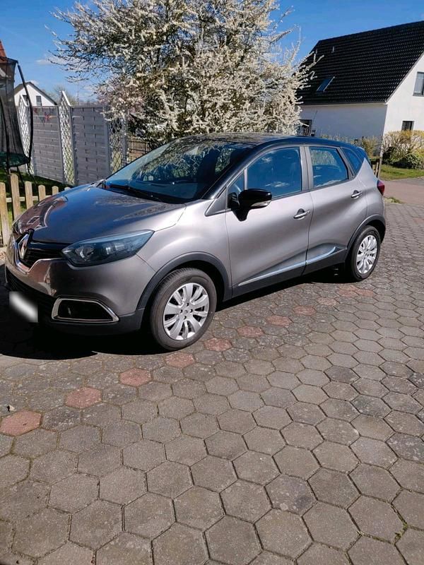 Second-hand Renault Captur 90 CP (66 kW) 2015 Gri SUV
